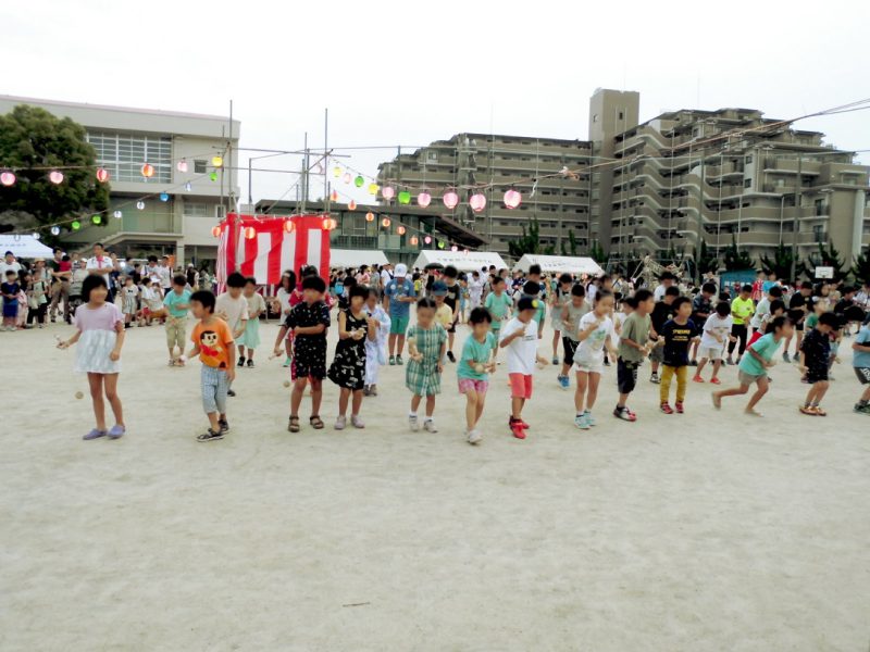 けん玉の出し物