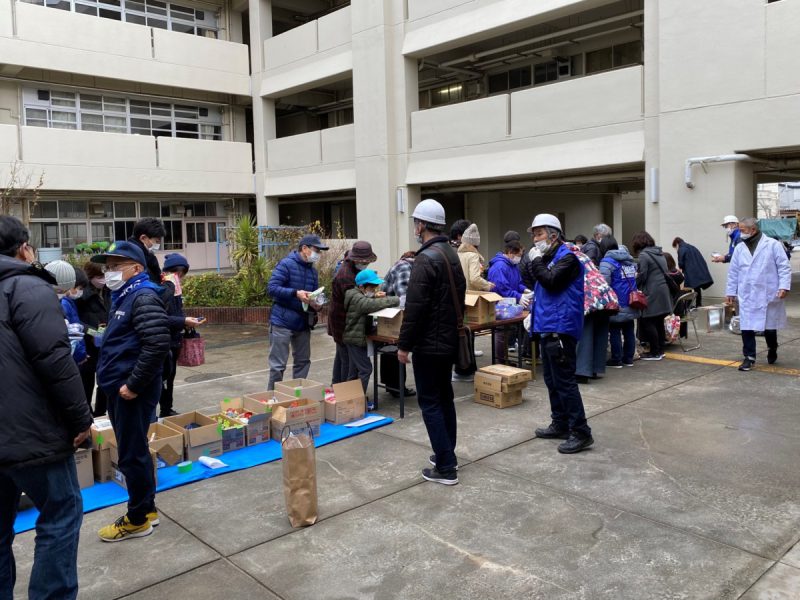 防災訓練後のバザー