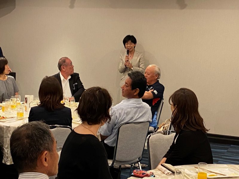 離任される先生のあいさつ