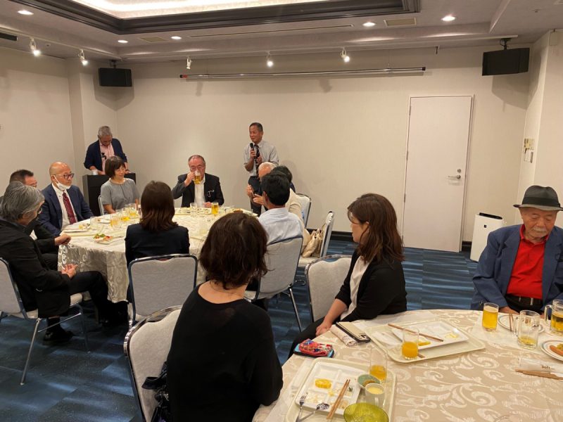 離任される先生のあいさつ