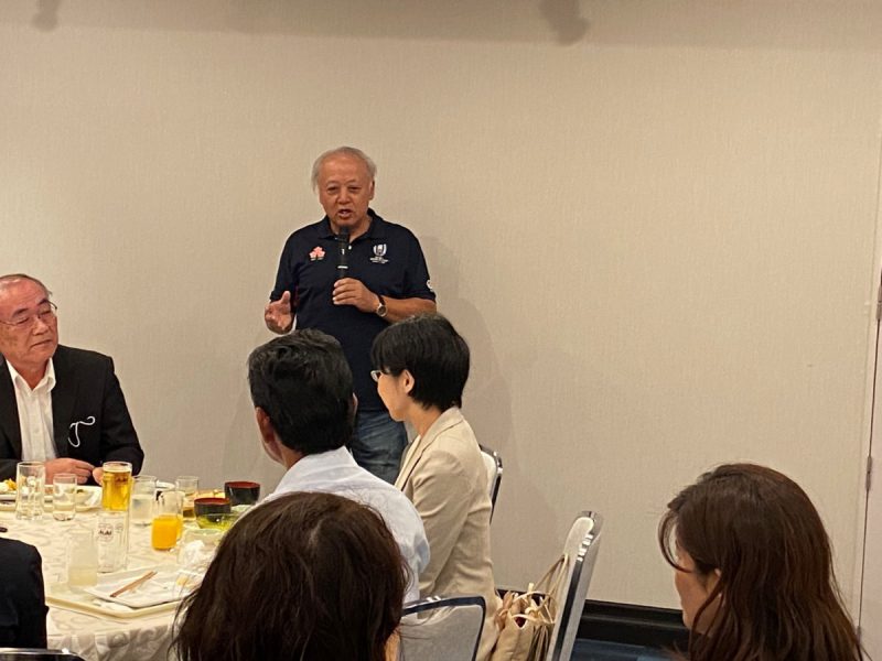 離任される先生のあいさつ