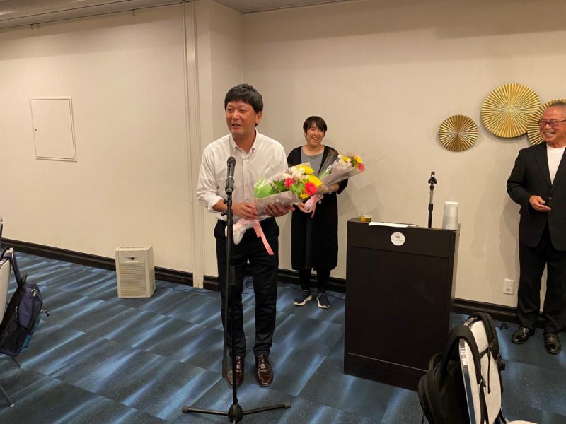 離任される先生あいさつ